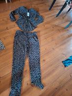 Pak set blouse broek ambika groen m en l, Ophalen of Verzenden, Nieuw, Groen