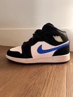 Nike Air Jordan 1 mid (GS) black racer blue-white (mt 38), Kleding | Heren, Schoenen, Blauw, Nike, Ophalen of Verzenden, Sneakers of Gympen