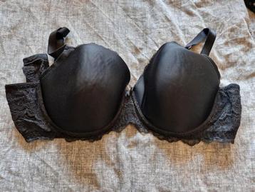 Zwarte bh fullcup Victoria's secret Maat 90E beschikbaar voor biedingen