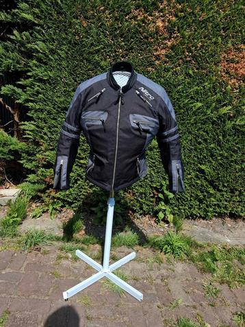 Motorjack Nitro beschikbaar voor biedingen