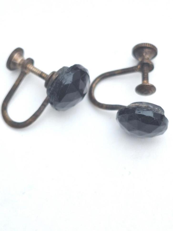 Vintage Zwarte Oorbellen met schroefsluiting, Sieraden, Tassen en Uiterlijk, Antieke sieraden, Oorbellen, Overige materialen, Ophalen
