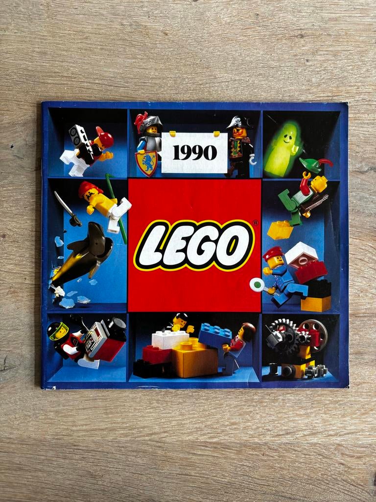 Lego Catalogus 1990 - Deense Editie, Ophalen of Verzenden, Gelezen, Catalogus
