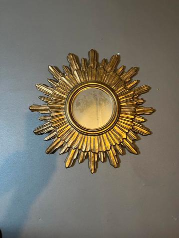 Gouden Zonnespiegel beschikbaar voor biedingen