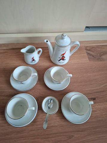 Van Nelle Piggelmee Kinderservies - Theepot & Kannetje beschikbaar voor biedingen