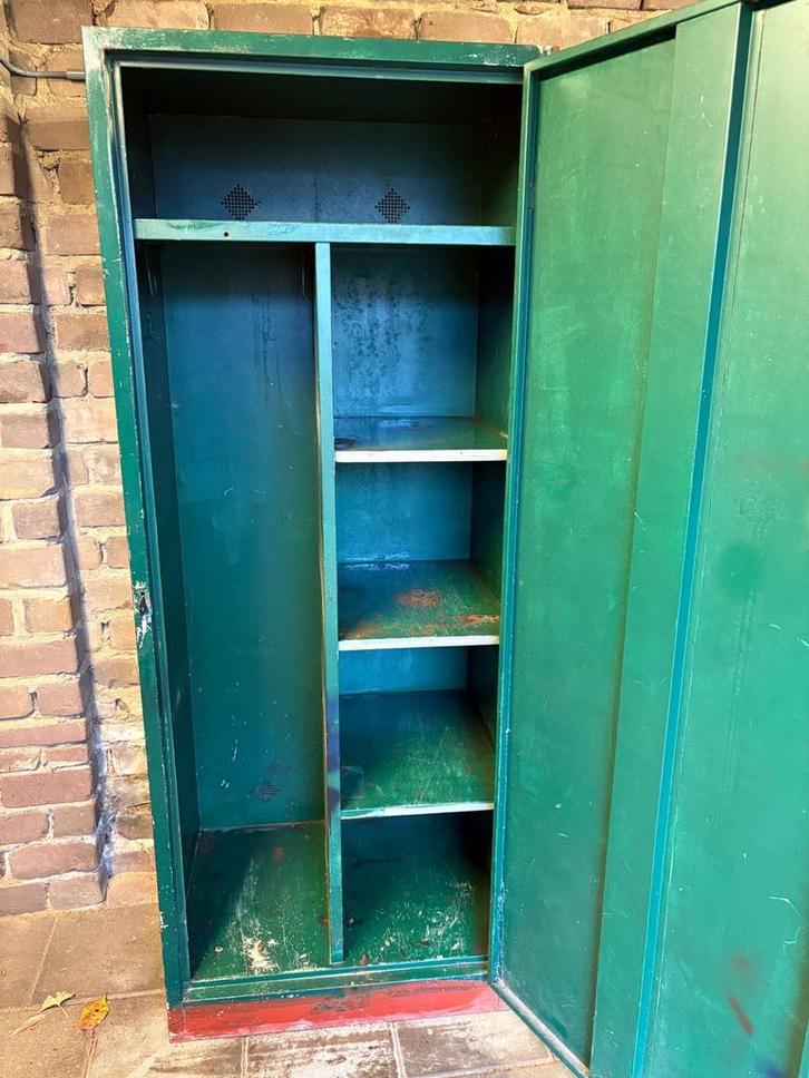 Oude vintage locker - Industrieel, Huis en Inrichting, Kasten | Lockerkasten, Gebruikt, Ophalen