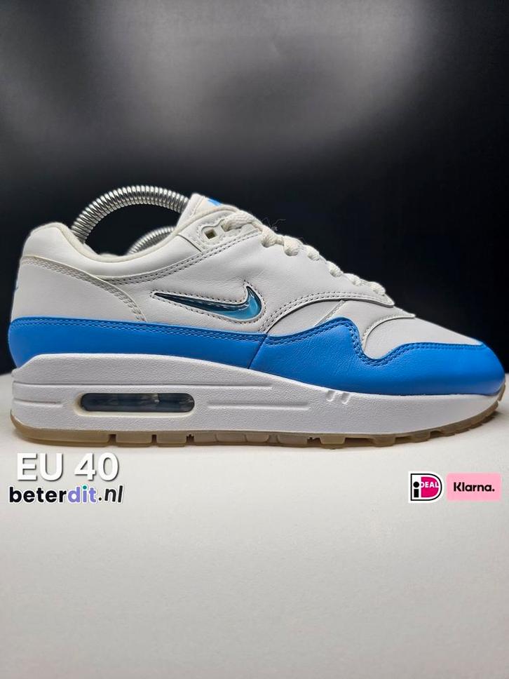 Nike Air Max 1 Premium SC Jewel 'University Blue'
Maat: 40, Kleding | Dames, Schoenen, Zo goed als nieuw, Sneakers of Gympen, Ophalen of Verzenden