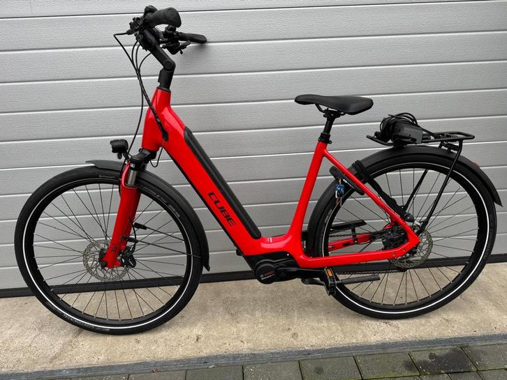 Elektrische fiets Cube Bosch Performance line middenmotor, Fietsen en Brommers, Elektrische fietsen, Zo goed als nieuw, Cube, 55 tot 59 cm