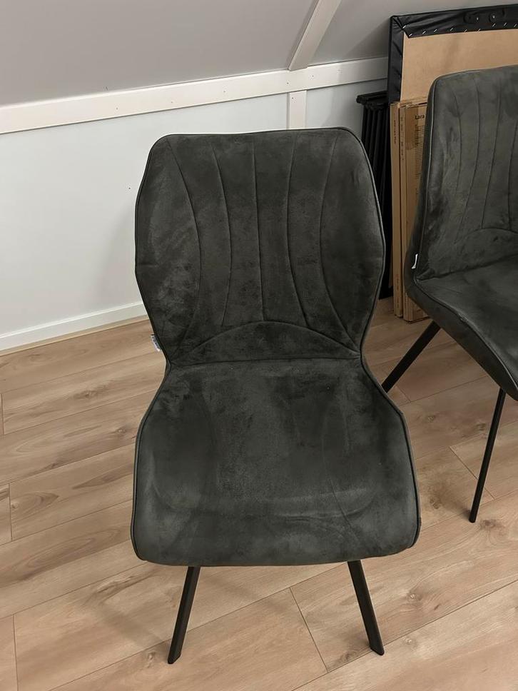 Eetkamerstoelen, Huis en Inrichting, Stoelen, Zo goed als nieuw, Twee, Metaal, Zwart, Ophalen