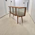 Vitrinekast jaren '60 met gravure en spiegel, Gebruikt, Ntp, Glas, Minder dan 100 cm