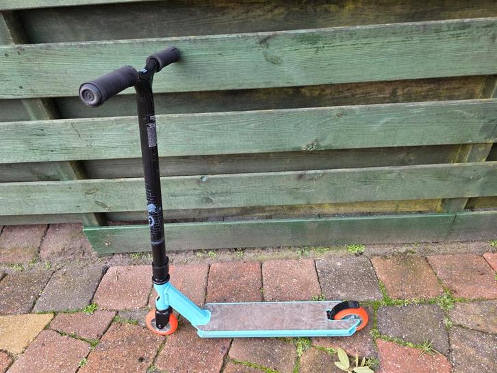 Stuntstep 6 tot 10 jaar, Fietsen en Brommers, Steps, Gebruikt, Gewone step, Ophalen