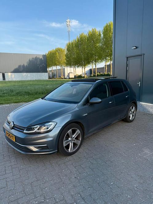 Volkswagen Golf 1.5 TGI 130pk CNG 2019 Grijs, Auto's, Volkswagen, Bedrijf, Golf, ABS, Achteruitrijcamera, Adaptieve lichten, Adaptive Cruise Control