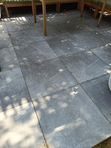 Betontegels 60x60 - 16m2 beschikbaar voor biedingen