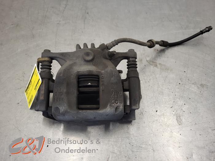 Remklauw (Tang) links-voor van een Renault Trafic, Auto-onderdelen, Remmen en Aandrijving, Renault, Gebruikt, 3 maanden garantie