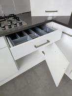 Nette Hoekkeuken Composiet + Apparatuur + GEDEMONTEERD, Huis en Inrichting, Keuken | Complete keukens, Ophalen of Verzenden, Wit