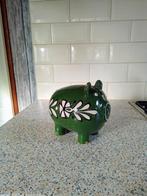 Aardewerk spaarvarken uit 1960., Verzamelen, Spaarpotten, Ophalen of Verzenden, Gebruikt, Steen, Aardewerk of Keramiek