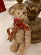 Antieke Teddybeer met Rode Strik, Ophalen of Verzenden