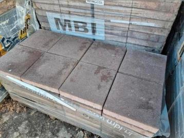 Nog 65,5m² 30x30x6 tuin tegels heidemangaan s-partij  beschikbaar voor biedingen