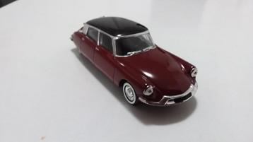 1/43 Citroen DS 19 ( DS19 ) solido 1956 beschikbaar voor biedingen