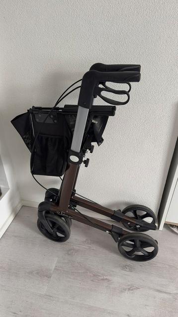 Server Rollator beschikbaar voor biedingen
