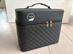 Beautycase zwart met uitklapbare bakjes - 27x18x22 cm, Sieraden, Tassen en Uiterlijk, Beautycases, Zwart, Ophalen of Verzenden