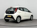 Toyota Aygo 1.0 VVT-i x-play | Parkeercamera | Bluetooth | A, Voorwielaandrijving, 12 maanden, Stof, Gebruikt
