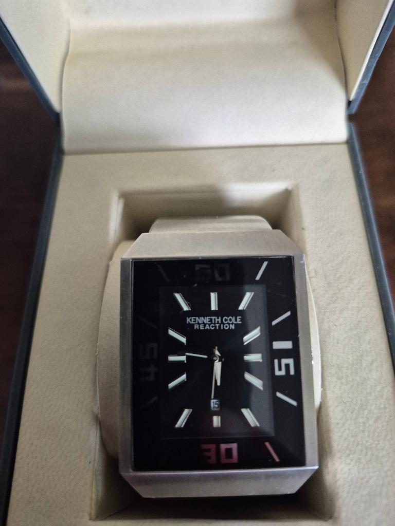 Kenneth Cole horloge, Sieraden, Tassen en Uiterlijk, Horloges | Heren, Overige merken, Staal, Staal, Polshorloge