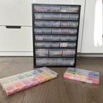 Vakkenkast met kralen en toebehoren, Hobby en Vrije tijd, Ophalen of Verzenden, Zo goed als nieuw, Kraal