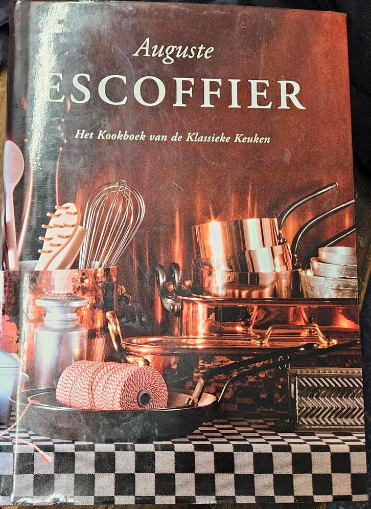 Auguste Escoffier - Kookboek van de klassieke keuken, Boeken, Kookboeken, Zo goed als nieuw, Overige typen, Frankrijk, Ophalen of Verzenden