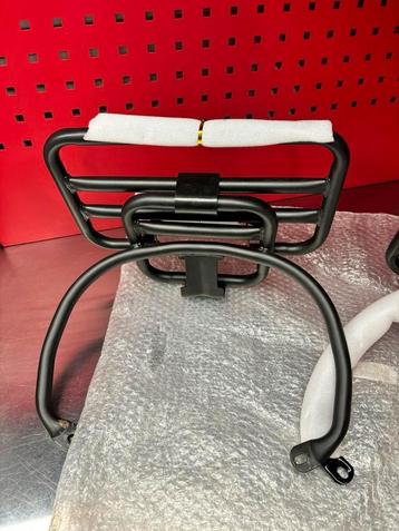 Piaggio Vespa GTS klapdrager / achterdrager nieuw beschikbaar voor biedingen