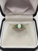 Vintage 9 karaat opaal en smaragd