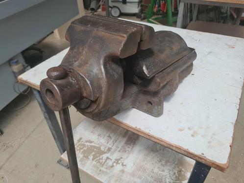 Vintage Bankschroef, Doe-het-zelf en Verbouw, Werkbanken, Gebruikt, Minder dan 70 cm, Bankschroef, Ophalen of Verzenden