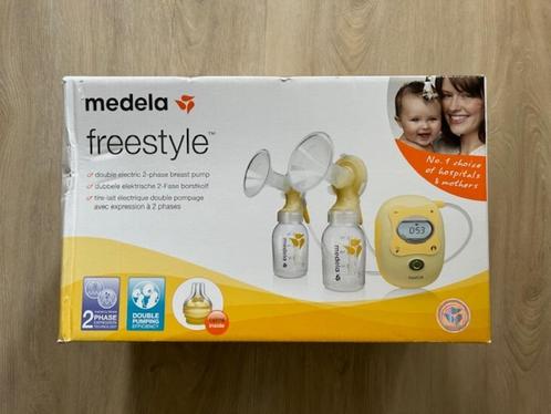 Medela freestyle automatische kolf, Kinderen en Baby's, Babyvoeding en Toebehoren, Gebruikt, Borstkolf, Ophalen