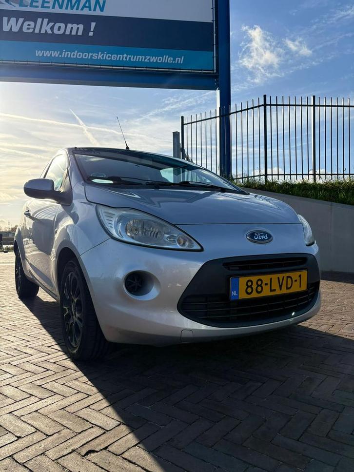 Ford Ka 1.2 51KW 2010 Grijs, Auto's, Ford, Particulier, Ka, Airconditioning, Elektrische ramen, Mistlampen, Radio, Benzine, Euro 4