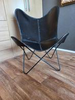 z.g.a.n. zwarte buffel-leren vlinderstoel., Huis en Inrichting, Stoelen, Ophalen, Zwart, Zo goed als nieuw, Metaal
