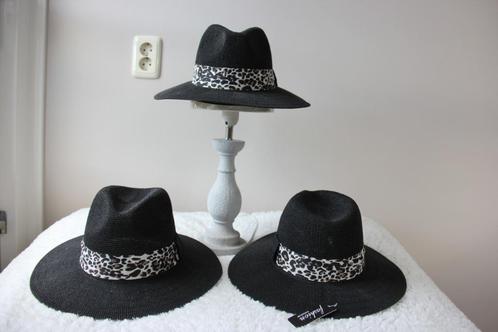 Nieuwe zwarte hoed., Kleding | Dames, Hoeden en Petten, Nieuw, Hoed, 56 of 57 cm (M, 7 of 7⅛ inch), Ophalen of Verzenden