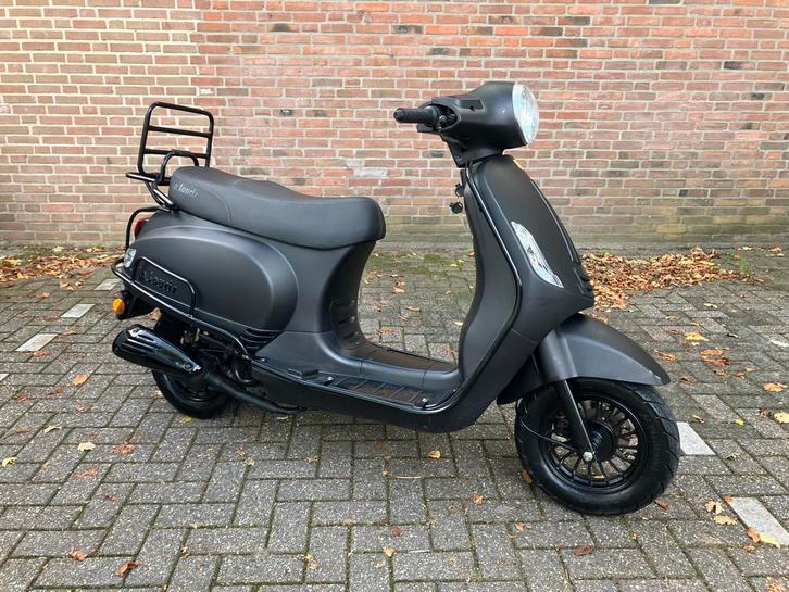 La Souris Sourini  | 5300 KM | geel kenteken | 2022, Fietsen en Brommers, Scooters | Overige merken, Zo goed als nieuw, Maximaal 45 km/u