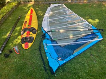 F2 axxis 272 complete surfset beschikbaar voor biedingen