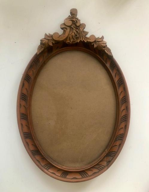 Grote antieke ovale fotolijst met houtsnijwerk, Antiek en Kunst, Curiosa en Brocante, Ophalen of Verzenden