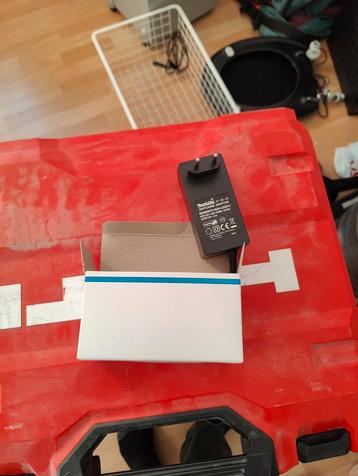 Makita Bouwradio 220V Adapter - Nieuw! beschikbaar voor biedingen