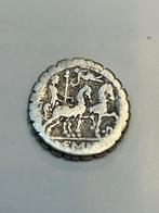 Nr. 28 zilveren republikeinse denarius, Roma op de voorzijde, Ophalen of Verzenden, Italië