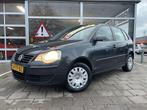 Volkswagen Polo 1.2 Optive /5 drs/Airco/ 126.645 km NAP/, Voorwielaandrijving, Stof, Met garantie (alle), Blauw