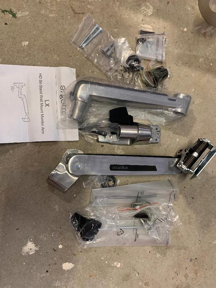 Beeldscherm muur beugel, Computers en Software, Overige Computers en Software, Nieuw, Ophalen of Verzenden