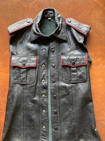 Stoer lamsleer gilet maat s/m €35,incl verz post nl beschikbaar voor biedingen