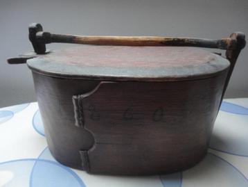 antieke HOUTEN SPAANDERDOOS - VIS uit 1860, initialen LSD beschikbaar voor biedingen