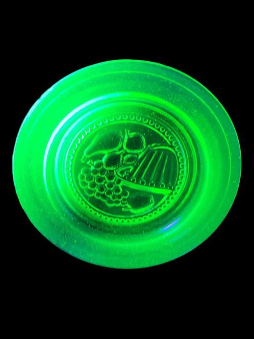 annagroen of uranium glazen Art Deco schaaltje decor, Antiek en Kunst, Antiek | Glas en Kristal, Ophalen of Verzenden
