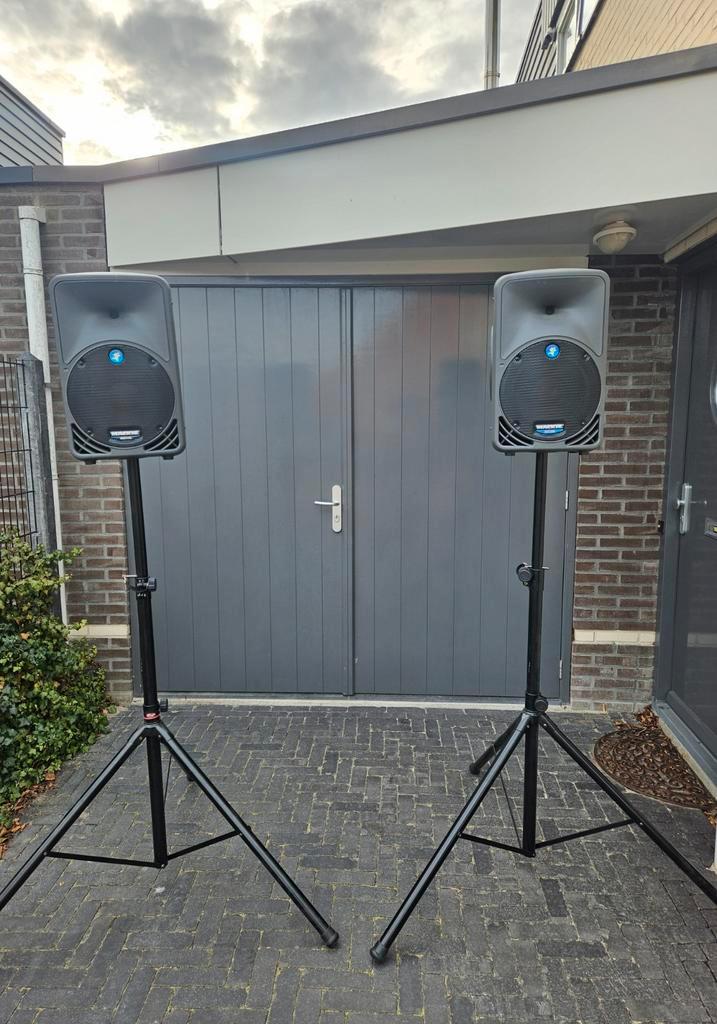 Mackie srm350 actieve speakers met statieven, Audio, Tv en Foto, Luidsprekers, Ophalen