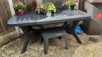 Tuintafel 6 persoons beschikbaar voor biedingen