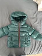 Moncler jas 9 tot 12 maanden, Ophalen of Verzenden, Zo goed als nieuw, Jasje