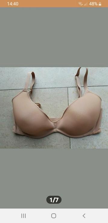 Skims bh nude 40C beschikbaar voor biedingen