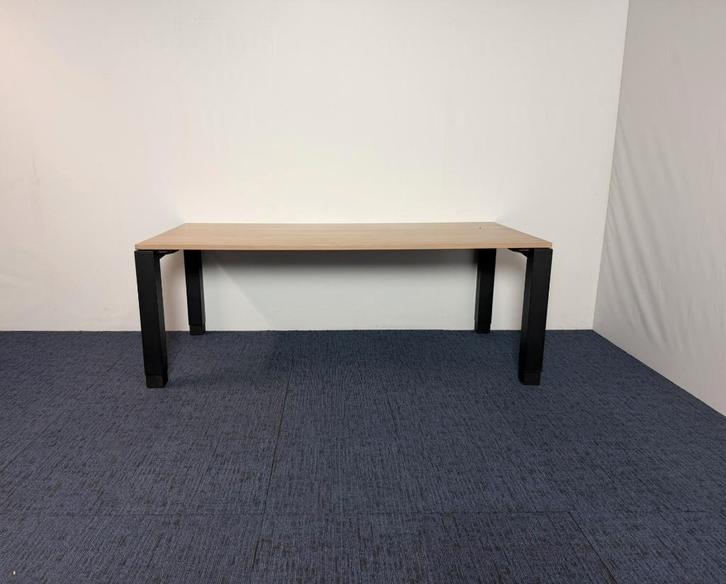 2 x Bureau, Kersen Havanna blad, 200 x 96 cm., Huis en Inrichting, Bureaus, Gebruikt, Bureau, In hoogte verstelbaar, Ophalen